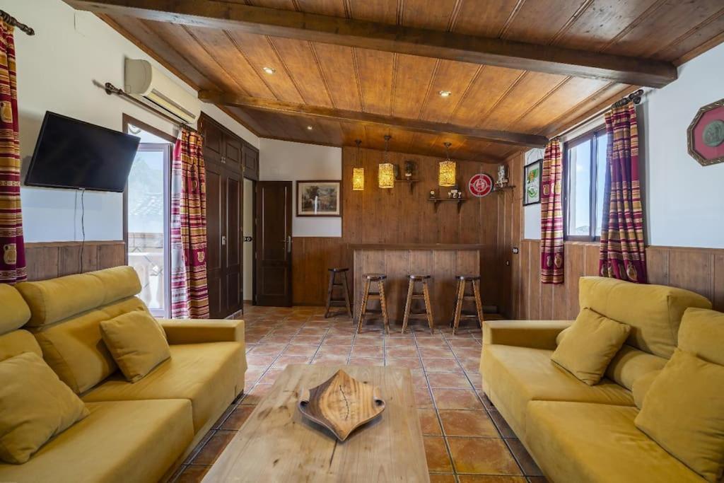 Casa Con Patio Y Terraza En Barrio Historico De La Villa, Junto Al Adarve Priego de Córdoba Exterior foto